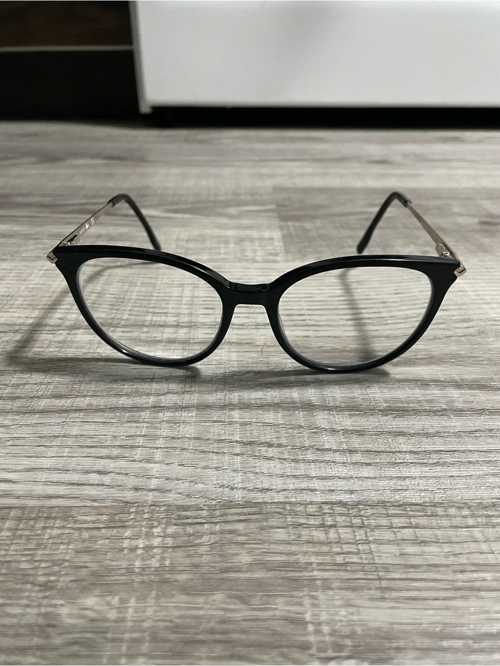 Lacoste Women’s Fashion Glasses in Black - Classic Round with Cloth Case